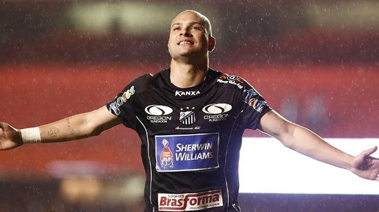 Imagem Reencontro! Guilherme Mattis relembra passagem pelo Vitória: ‘um clube onde eu fui feliz’