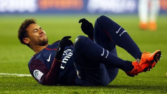 Imagem Cirurgia de Neymar acontecerá neste sábado, em Belo Horizonte