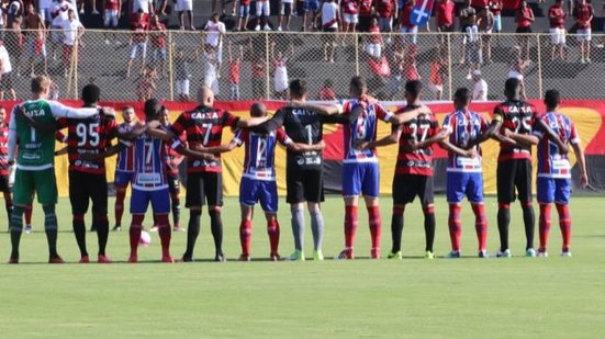 Imagem Vagner Mancini proíbe abraços de seus atletas com adversários antes de jogo; Entenda