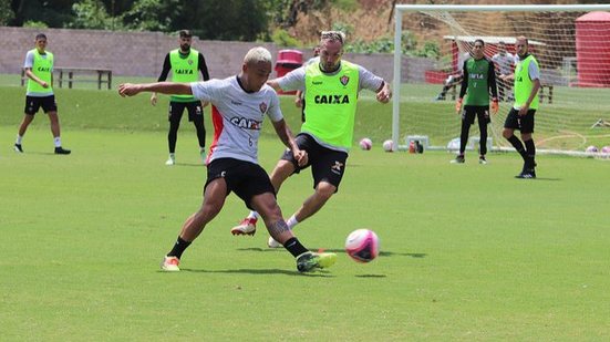 Imagem Capita de volta! Após longo período longe dos gramados, Willian Farias volta a treinar com bola