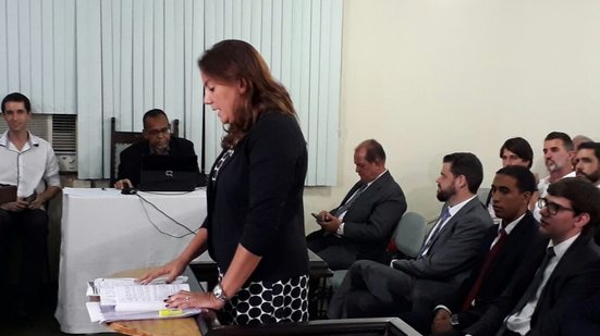 Imagem Advogada nega intenção do Vitória de encerrar partida e critica perícia do Bahia