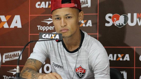Imagem Neílton exalta poder de reação, mas cobra atenção da equipe: 'serviu como aprendizado'
