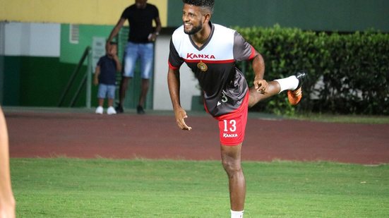 Imagem  "Faremos de tudo pra avançar", afirma zagueiro da Juazeirense sobre semifinal contra o Bahia