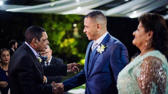 Imagem Drama! Pai de Walter completa um mês desaparecido no Recife; atacante pede ajuda