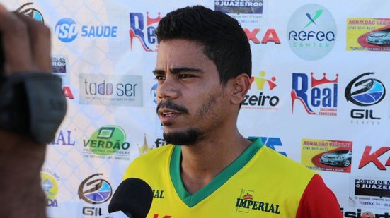 Imagem Atacante da Juazeirense promete time 'mais ligado' para tentar vencer o Bahia nas semifinais