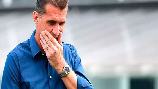 Imagem Mais uma baixa! Jogador do Vitória tem fratura confirmada e desfalca o time por até 90 dias