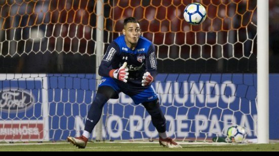 Imagem Jean falha, São Paulo perde para o São Caetano e larga em desvantagem nas quartas do Paulistão 
