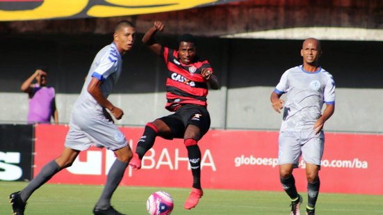 Imagem Vitória da Conquista contrata zagueiro que disputou o Baianão pelo Atlântico 