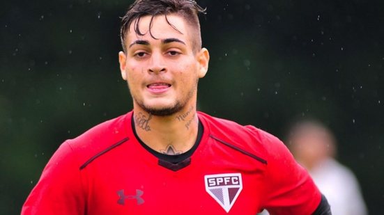 Imagem Após falha, Jean volta ao banco de reservas em duelo do São Paulo