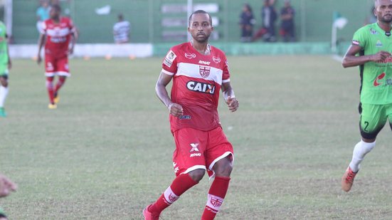 Imagem Ex-dupla BAVI vê duelo contra o Confiança como "decisão" do CRB da Copa do Nordeste
