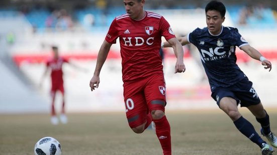 Imagem Ex-Bahia espera sequência positiva na Coreia do Sul e foca em acesso com clube asiático
