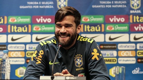 Imagem Alisson comenta sobre amistoso contra Rússia, três meses antes da Copa: "Dá pra sentir o gostinho"