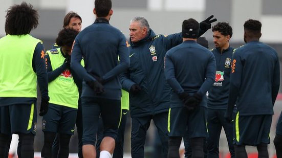 Imagem Moscou tem dia com neve e seleção deve jogar em situação que não agrada Tite