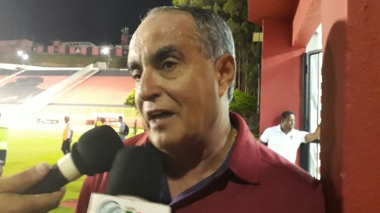 Imagem Presidente do Conselho do Bahia de Feira elogia Bellintani e critica Marcelo Sant'Ana