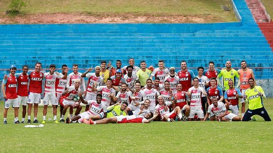 Imagem Lateral que defendeu o Bahia na última temporada rescinde com o Flu e está livre no mercado