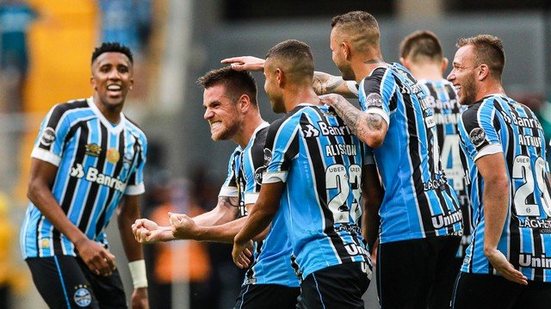 Imagem Grêmio goleia o Brasil de Pelotas e encaminha título do Gauchão