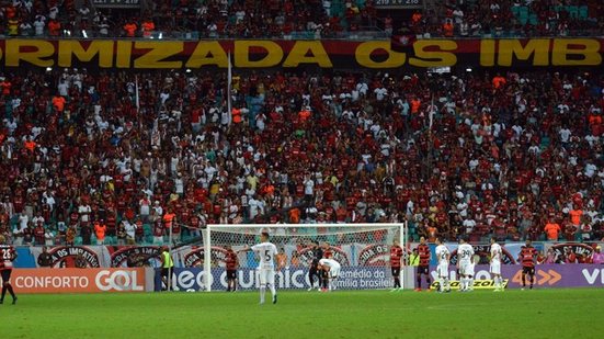 Imagem Vitória negocia com Arena Fonte Nova jogo contra o Flamengo pela estreia do Brasileirão