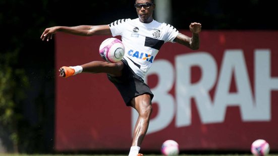Imagem Após lesão no olho, Bruno Henrique poderá aos gramados depois de exames na Alemanha