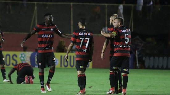 Imagem Kanu quer Vitória ligado contra o Internacional: "Temos que fazer uma partida perfeita"