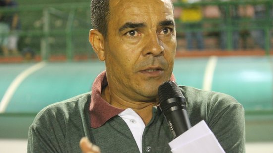 Imagem Fluminense de Feira procura "matador" para a Série D