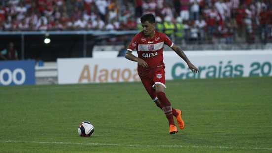 Imagem Ex-dupla BAVI foca em pré-Copa do Nordeste para recuperar o CRB