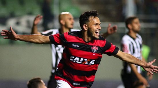 Imagem Buscando manter o histórico de bom visitante, Vitória encara o Atlético-MG no Independência
