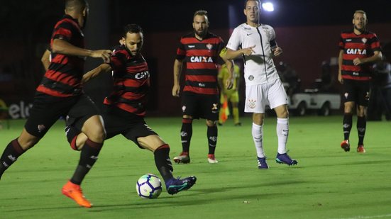 Imagem Vitória joga bem, mas fica no empate com o Corinthians no Barradão