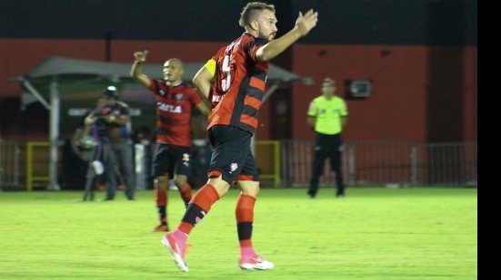 Imagem  Willian Farias quer Vitória ligado para fazer grande jogo contra o América-MG pela Série A