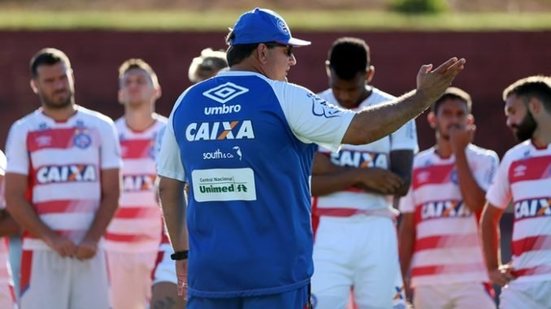 Imagem Sem Marco Antônio e Tiago, Bahia relaciona 22 jogadores para o duelo contra o Atlético-PR