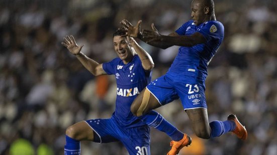 Imagem Cruzeiros "passa o trator" no Vasco e elimina o time carioca da Libertadores