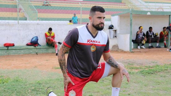 Imagem  Juazeirense fecha com atacante para disputa da Série C
