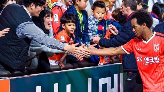 Imagem Ex-Bahia, Magno Cruz marca e garante triunfo do Jeju United no Campeonato Coreano