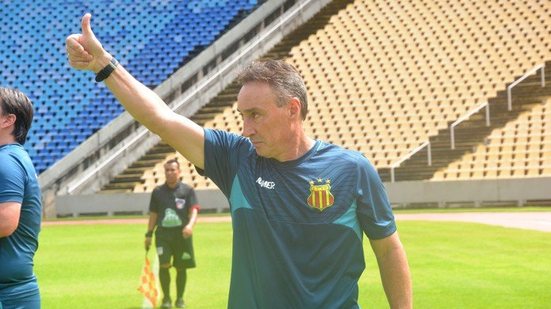 Imagem Técnico do Sampaio Corrêa, Roberto Fonseca, fará sua estreia contra o Vitória pelo Nordestão