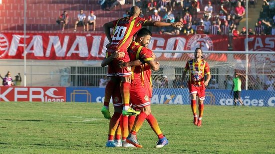 Imagem Juazeirense vence o Náutico e entra no G4 da Série C