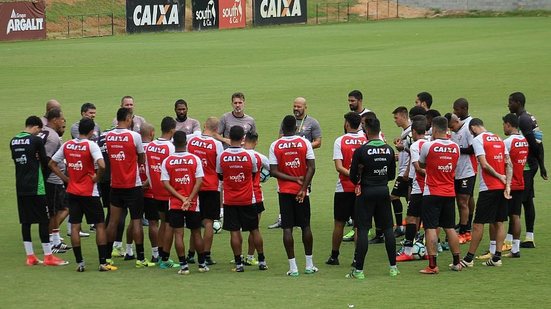 Imagem Com novidade no gol, Vitória está definido para enfrentar o Ceará