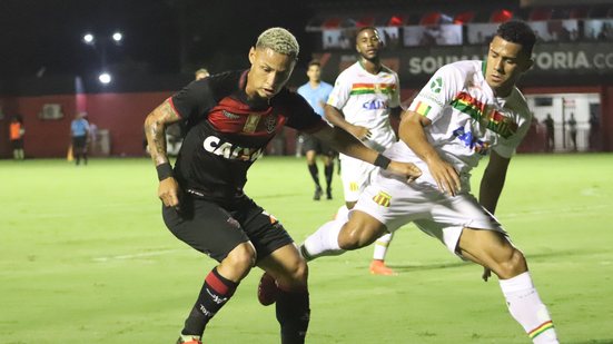 Imagem Vitória para em goleiro do Sampaio Corrêa, não sai do zero e dá adeus à Copa do Nordeste