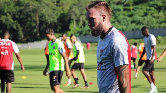 Imagem Baixa importante! Com lesão na coxa direita, Willian Farias é vetado e não enfrenta o Botafogo 