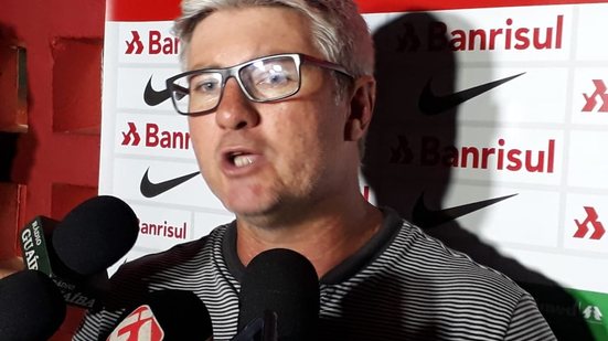 Imagem Técnico do Inter destaca comprometimento da equipe em triunfo sobre o Vitória 