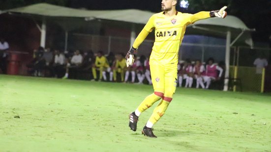 Imagem Elias lamenta mais uma derrota do Vitória: "Estamos pecando em detalhes"