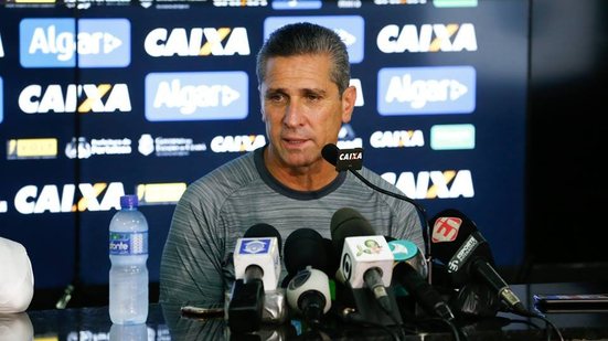 Imagem Pediu para sair! Jorginho deixa o cargo e não é mais treinador do Ceará