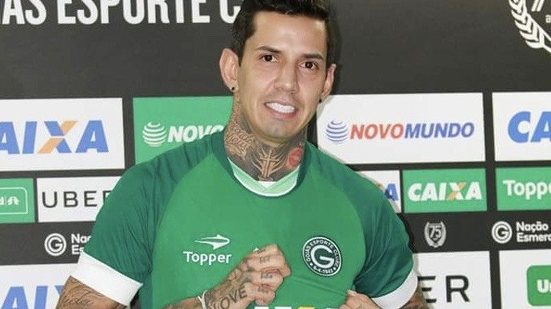 Imagem Apresentado no Goiás, Victor Ramos destaca desejo de fazer grande ano com o clube esmeraldino