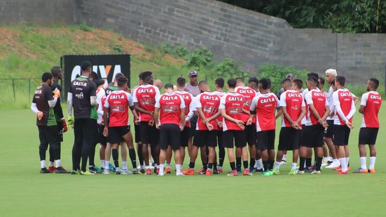 Imagem Vitória encerra preparação para duelo com a Chapecoense