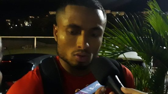 Imagem Jovem lateral do Vitória revela dispensa do Bahia: "Disseram que eu era pequeno"