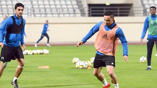 Imagem Ex-Bahia comemora passagem pelo futebol árabe