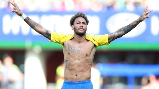 Imagem Neymar dá recado a torcedor brasileiro: "Pode sonhar"