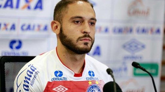 Imagem Após empate, Régis projeta triunfo contra o Corinthians: 'Temos que vencer de qualquer jeito'