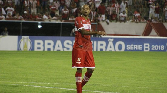 Imagem Ex-dupla BAVI mira recuperação do CRB contra a Ponte: "final de Copa do Mundo"