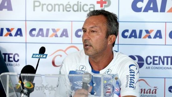 Imagem Cláudio Prates se diz aliviado após triunfo: "A bola não vinha entrando"