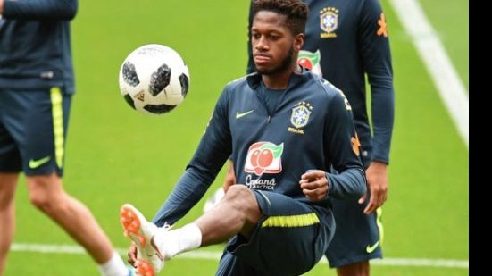 Imagem Fred participa de treino, mas sua presença na estreia ainda é incerta