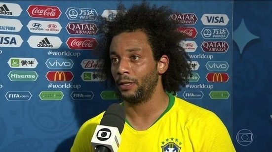 Imagem Marcelo admite queda no 2º tempo e comenta falta no gol da Suíça: "Não é desculpa, acontece"